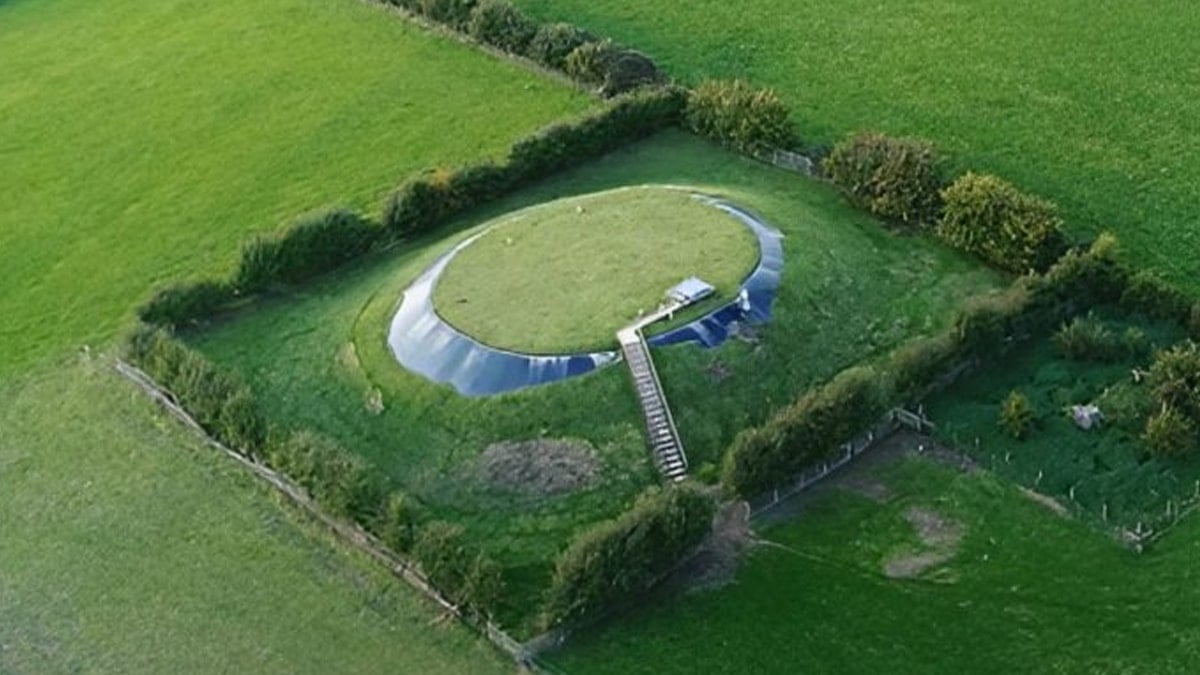 Eski sığınak şimdi milyonluk malikane oluyor