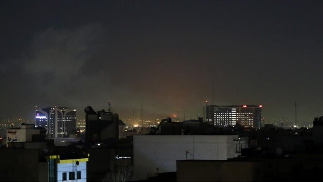 İsrail'den Tahran'a gece yarısı saldırısı: Birçok nokta ateş altında