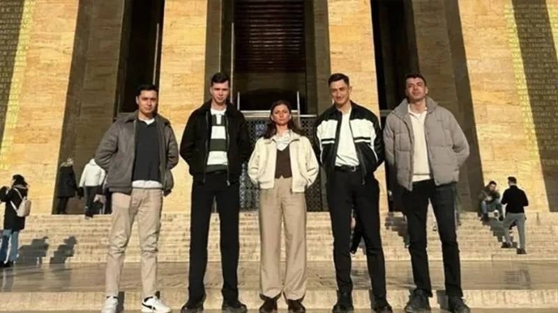 Teğmenleri Erdoğan'a bakın kim ispiyonlamış