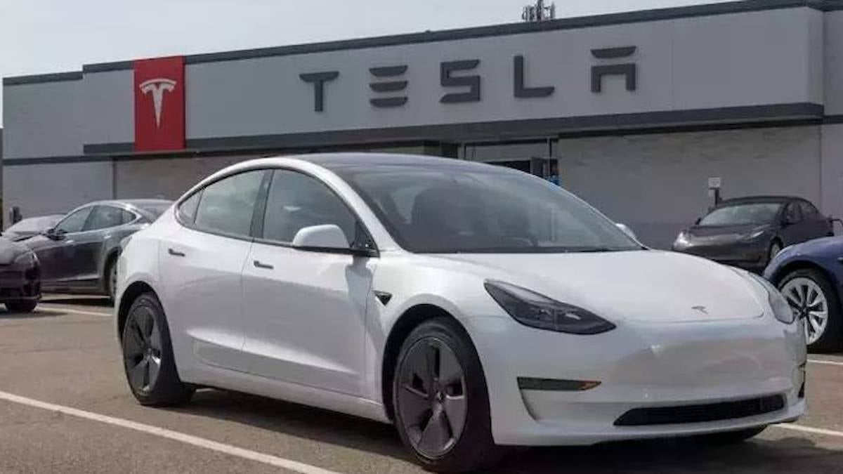 Tesla kararını verdi: Artık hiçbiri olmayacak