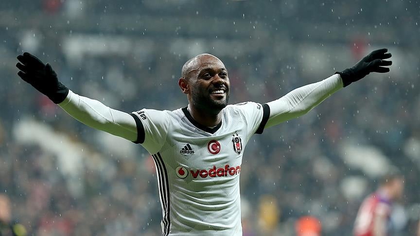 Süper Lig'de gol kralı olmuştu! Eski Beşiktaşlı futbolu bıraktı