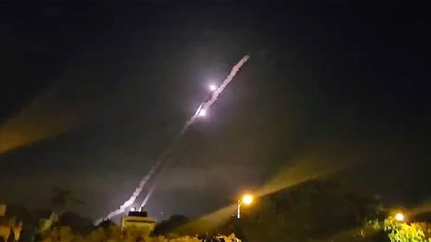 Hizbullah'tan İsrail'e roketli saldırı