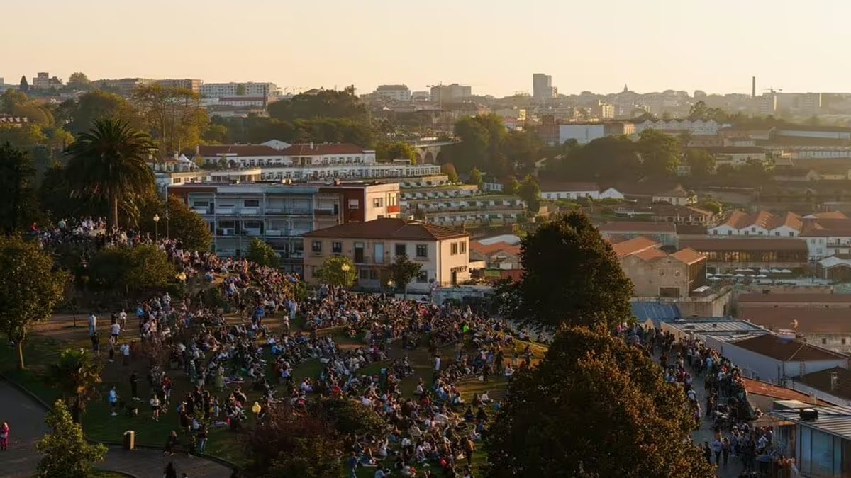Avrupa'nın en kalabalık şehrinde 1 yerliye 162 turist düşüyor