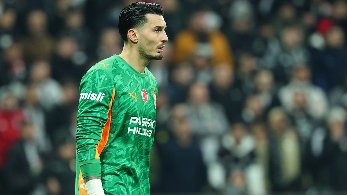 Uğurcan Çakır'dan örnek hareket!