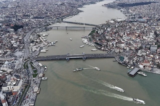 İstanbul ürküten görüntü: Boğaz'ın rengi değişti!