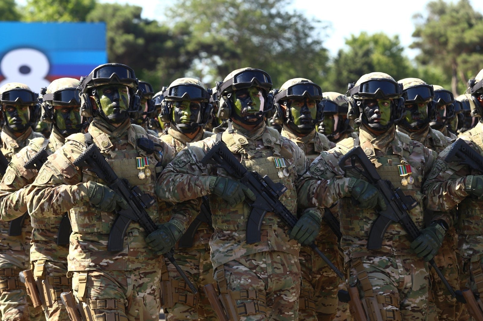 Korkulan senaryo gerçek oluyor: Azerbaycan seferberlik durumuna geçti, İran sınırına yığınak yaptı
