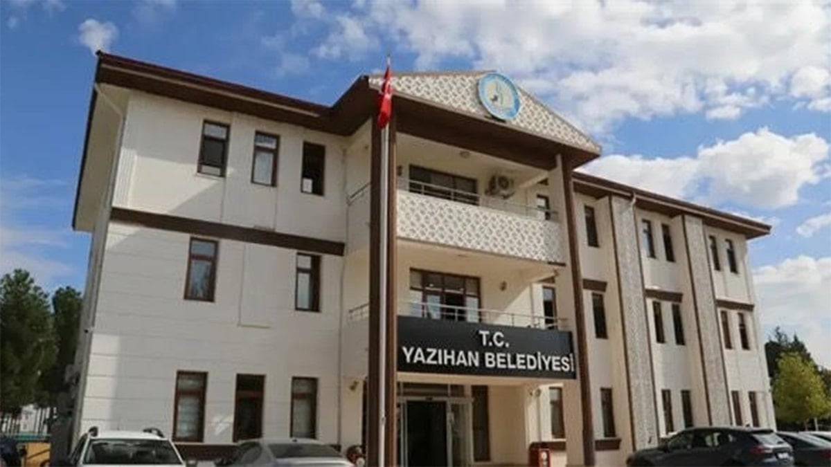 Malatya’da CHP’li 2 meclis üyesi ihraç edildi