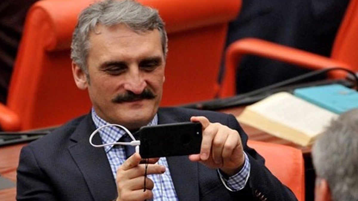 Halifeliğin kaldırılmasına 'ihanet' diyen Yeliz'e tokat gibi cevap