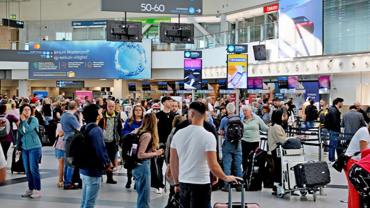 Turistlerin rotası Türkiye'ye kaydı: Akın akın geliyorlar