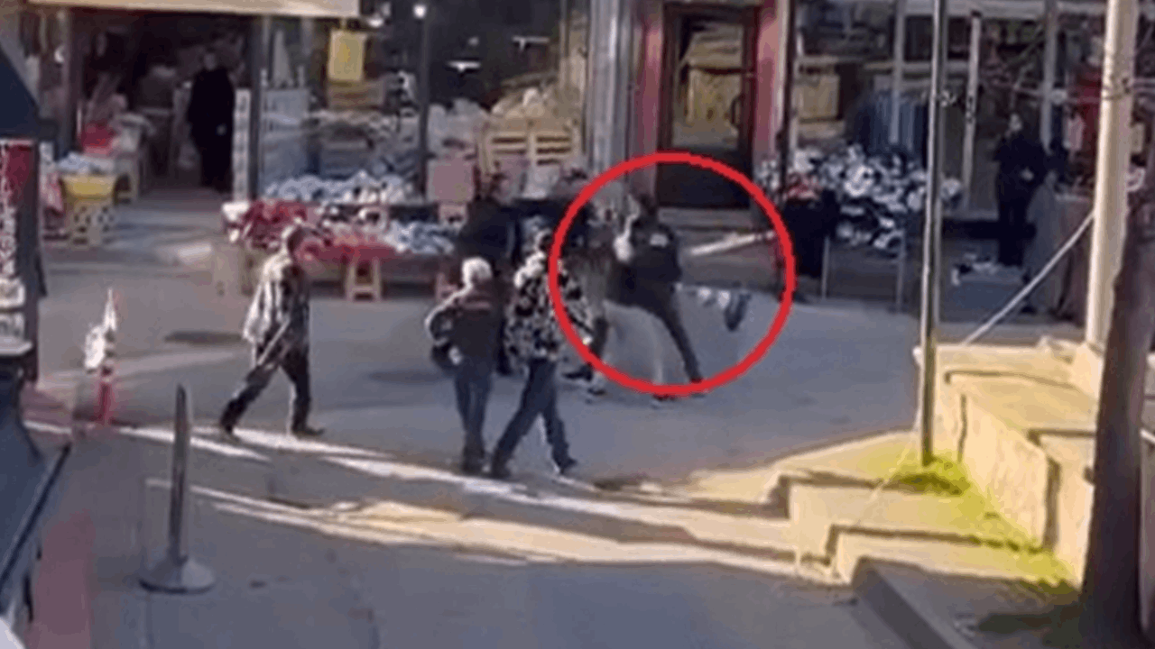 Duba ve taburelerle saldırdılar: Sokak kavgası kamerada