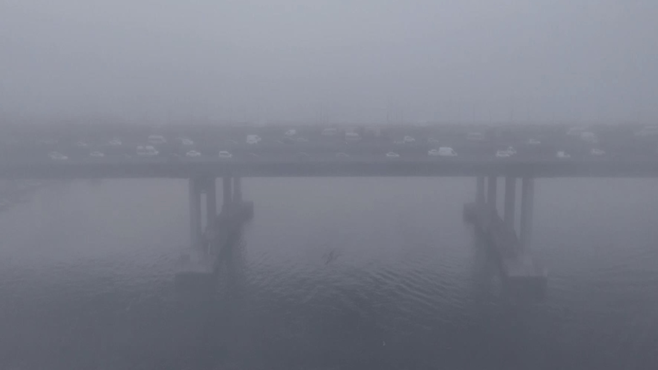 Haliç Köprüsü sisten kayboldu