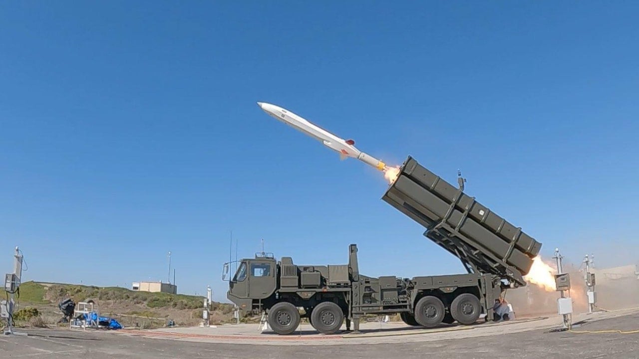 1.000 kilometre menzilli füzeleri Çin'in dibine yerleştirdiler