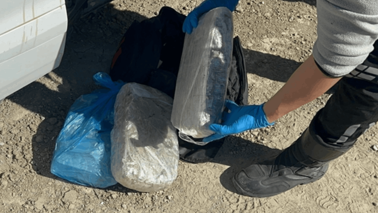 Adana'da uyuşturucu operasyonu: 2 zanlı tutuklandı