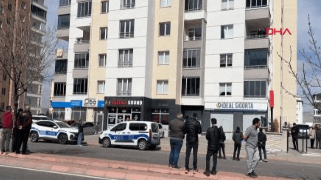 3. kattaki evinin balkonundan düşüp öldü