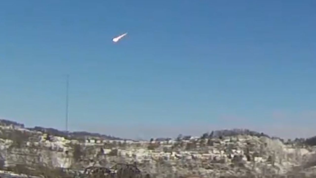 Ülkelerinde 72 bin kilometre hızla düşen ateş topunu görünce feleklerini şaşırdılar!