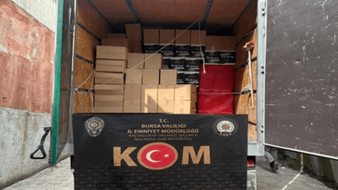 Bursa’da 6 milyon makaron yakalandı