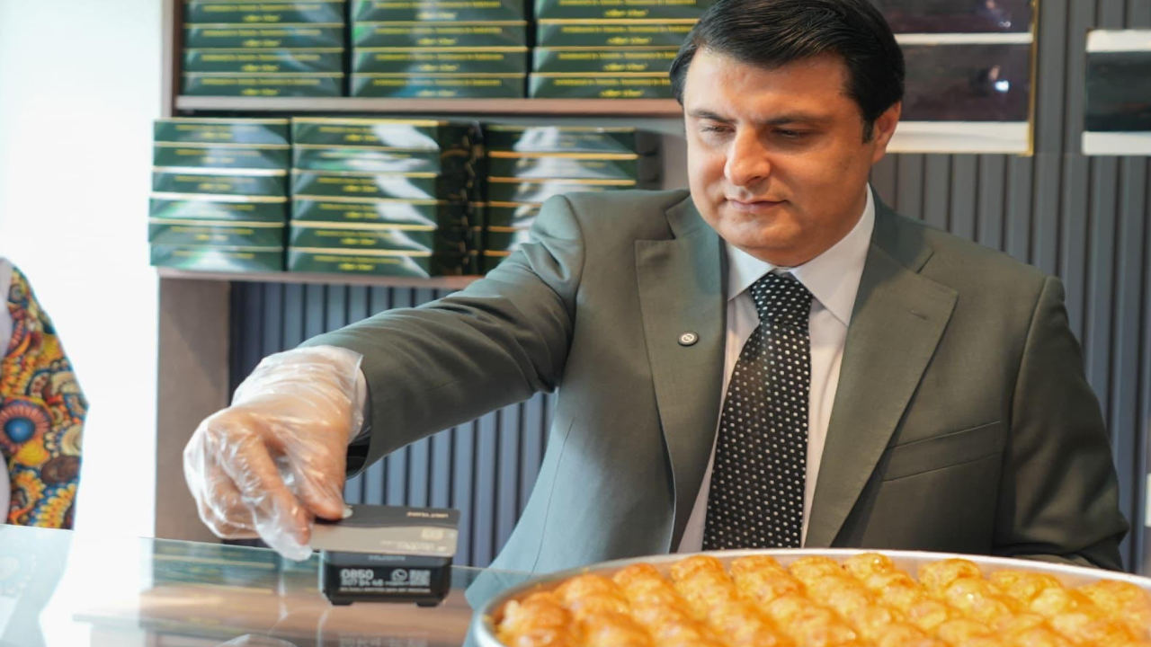 AKP’li Belediyeden Genel Merkeze 29 tepsi “Baklava servisi” iddiası