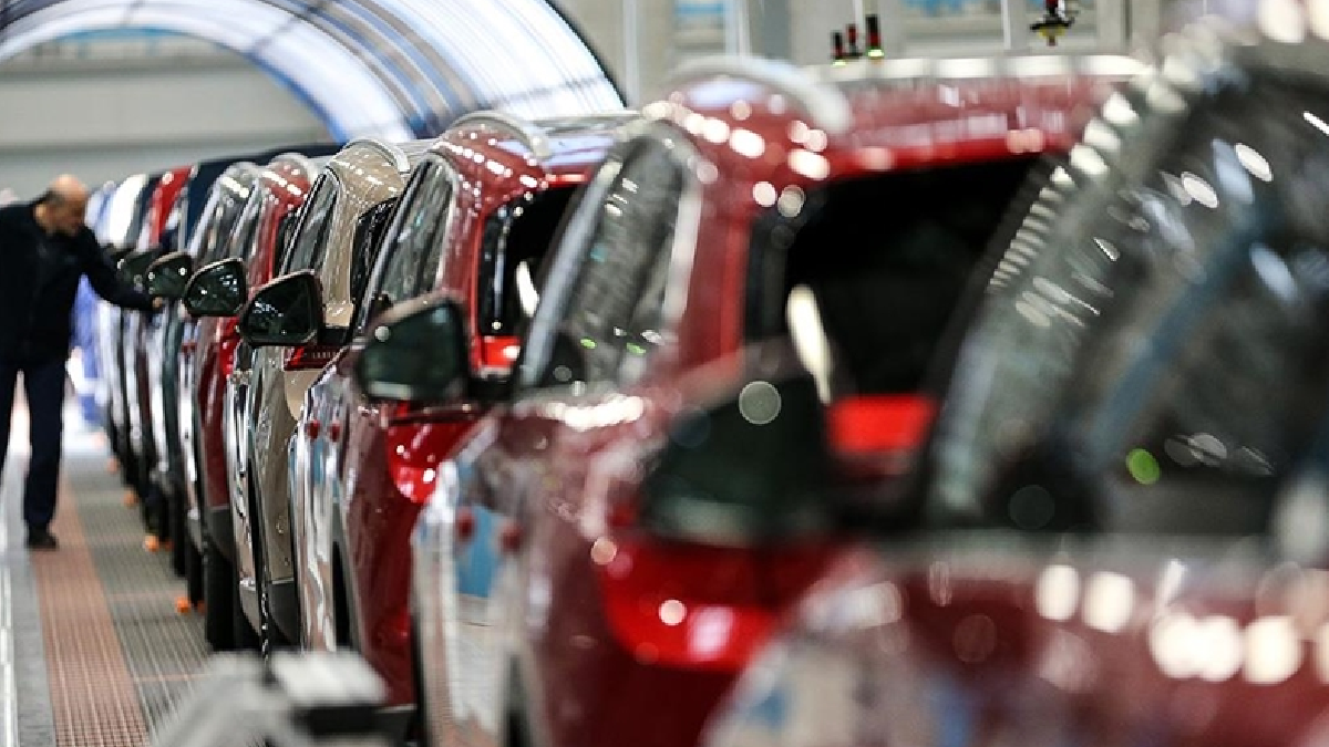 Trafiğe en çok bu otomobiller kaydedildi: Zirvenin sahibi değişmedi