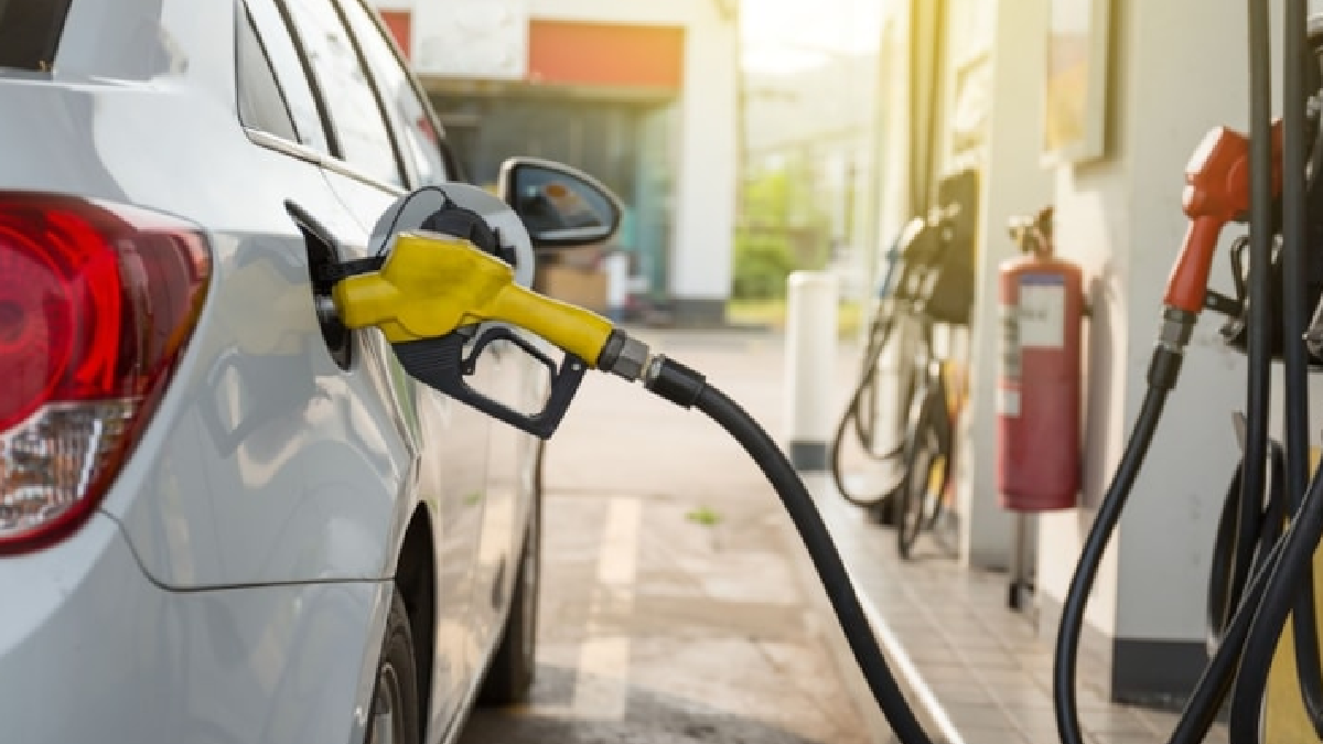 Ülke bu kararı konuşuyor: Akaryakıt satışına günlük kota getirildi