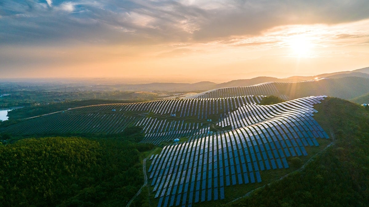 Petrol savaşı vurdu! Yenilenebilir enerjiye çağrılar arttı