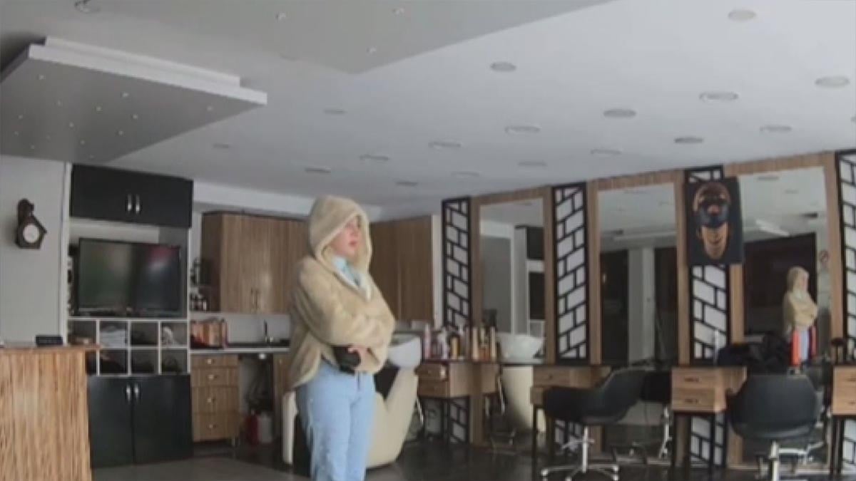 Kuaförde hırsızlık: 10 Bin liralık malzemeyi çalıp kayboldu