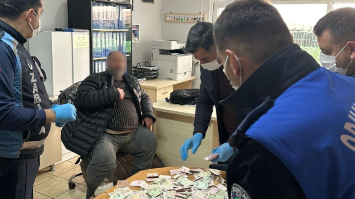 Dilenci asgari ücretle yakalandı! Fazlası çıktı eksiği olmadı