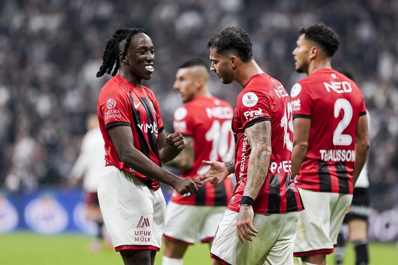 Beşiktaş'ın ilk transferi Süper Lig'den