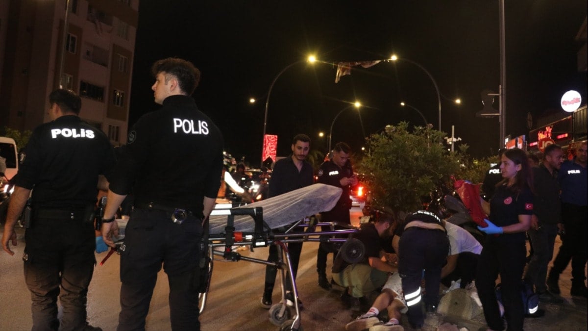 Derbi sonrası kanlı kavga! Galatasaray taraftarı bıçaklandı