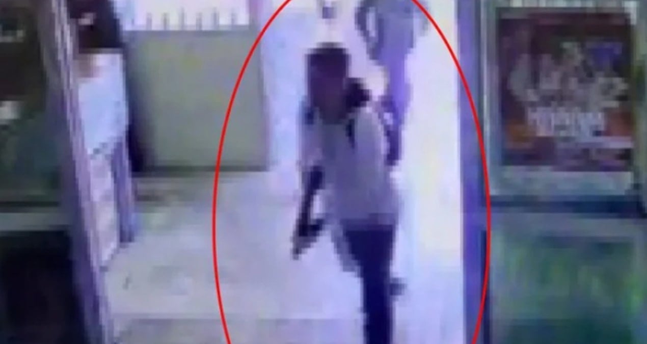 16 kişiyi yaralayan okul saldırganının cenazesi sessizce toprağa verildi