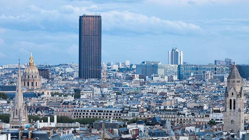 En nefret edilen binayı sevdirmek için iskeletine kadar soyacaklar