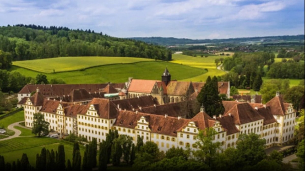 Türkiye'deki özel okul fiyatları, Avrupa'daki prenslerin okullarını solladı