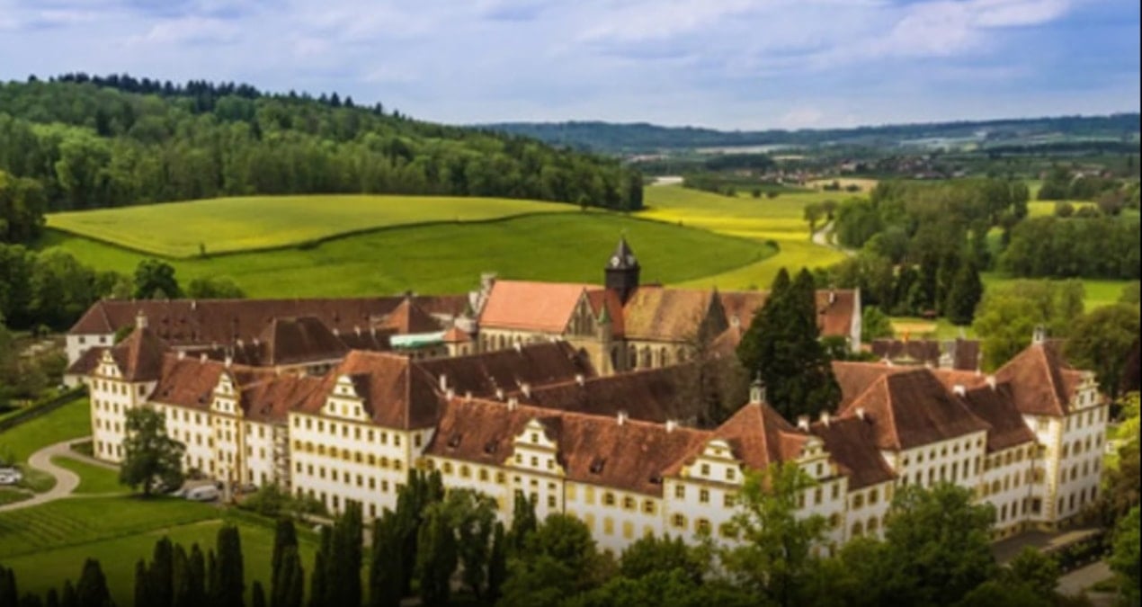 Türkiye'deki özel okul fiyatları, Avrupa'daki prenslerin okullarını solladı