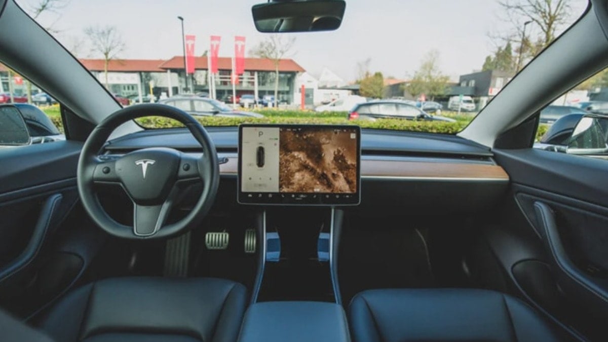 Yeni sistem başlıyor: Otomobiller için de aidat ödenecek