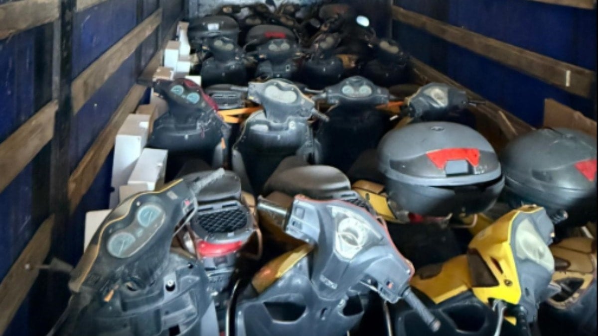 'Uygun fiyata taşıyacağız' dedikleri malları çalan şebekeye 6 ilde eş zamanlı operasyon