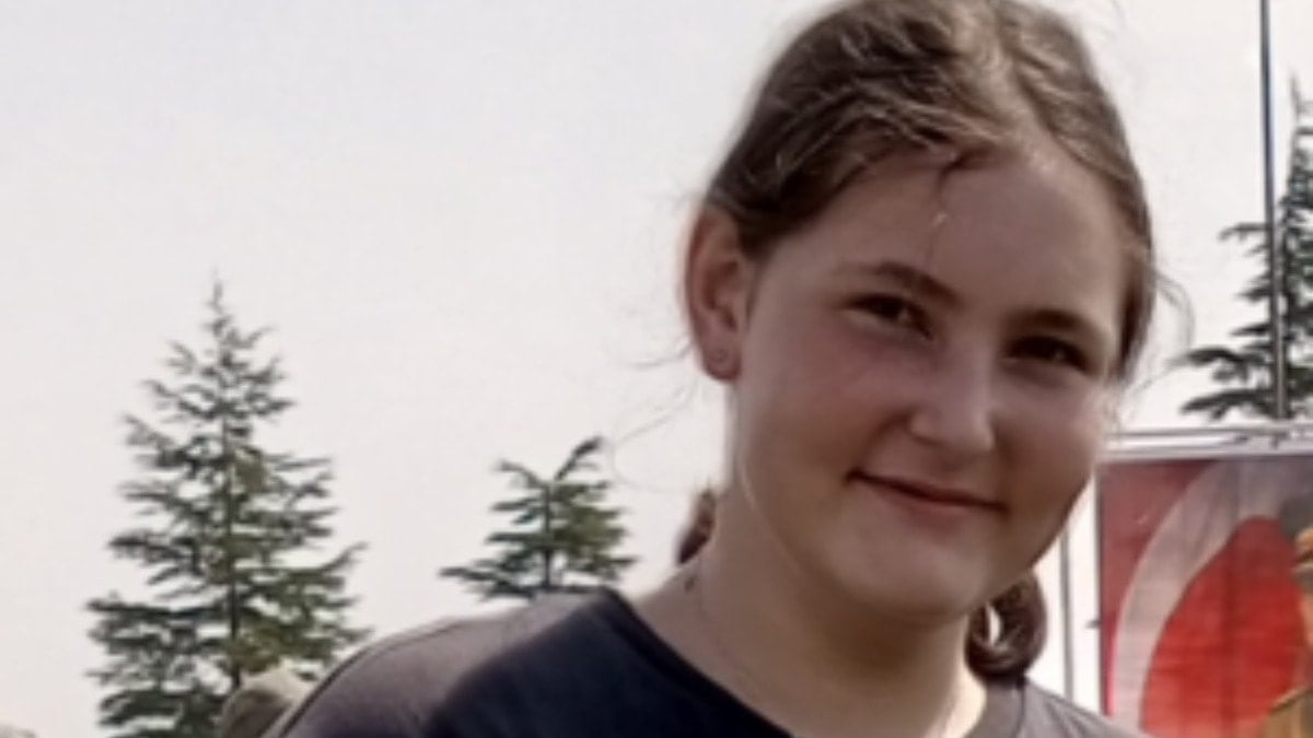 Korkulan oldu: 14 yaşındaki Çağla, menenjitten öldü!