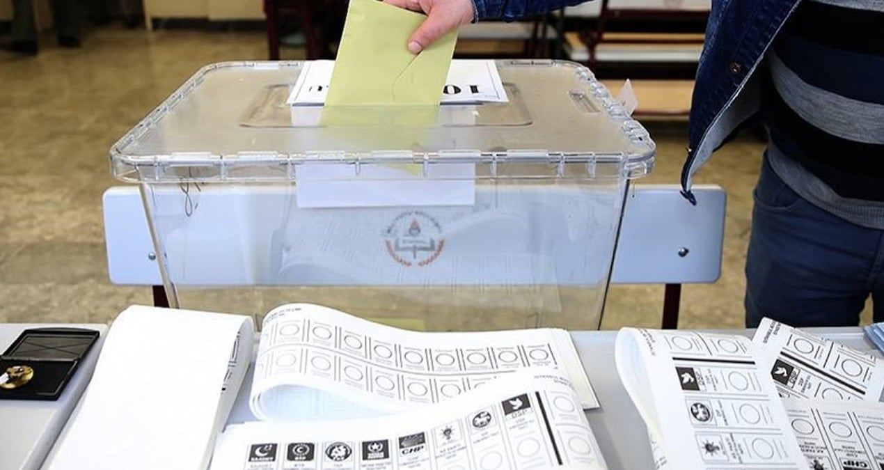 Son ankette çarpıcı sonuç: İktidara kendi seçmeni sırtını döndü