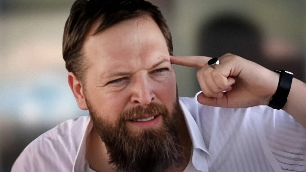 Atatürk düşmanı Fatih Tezcan yurt dışına kaçtı