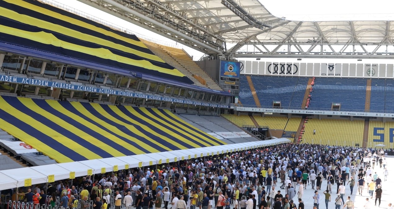 Seçim şampiyonu! Fenerbahçe son 3 yılını kaosla tüketirken, Galatasaray 4’te 4 yapmaya hazırlanıyor