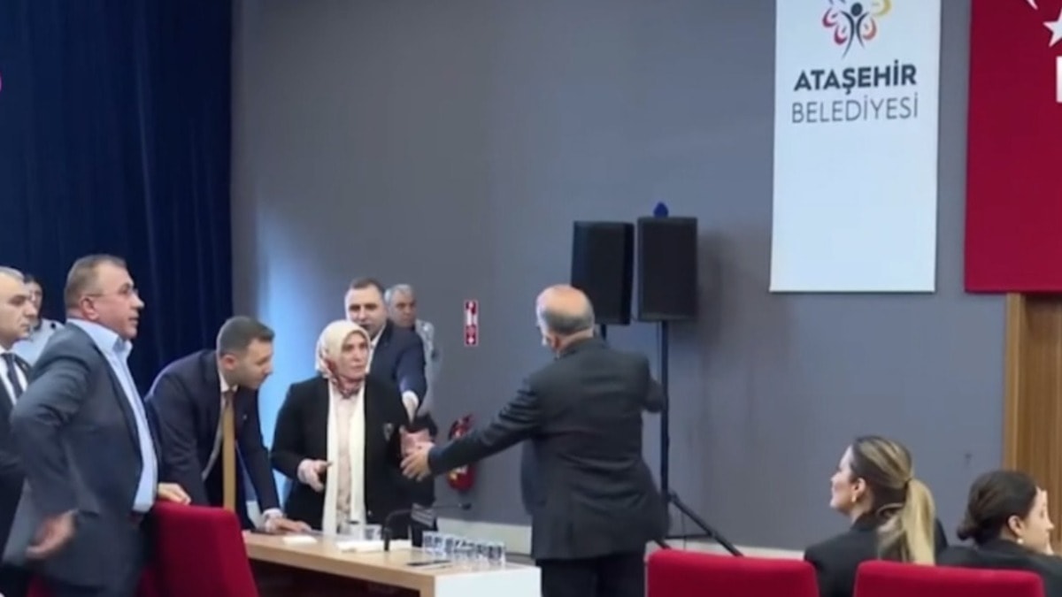 Ataşehir Belediyesi Başkanvekili seçiminde tansiyon yükseldi!