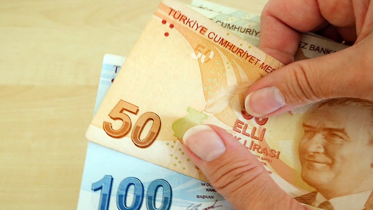 Elinde olan yaşadı: Bu 50 lirayı getirene 10 bin lira veriyorlar 