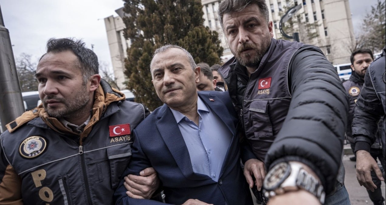 Son dakika... Eski Tunceli Valisi Tuncay Sonel tutuklandı