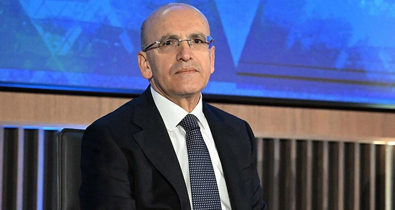 Şimşek hikayesi duvara çarptı