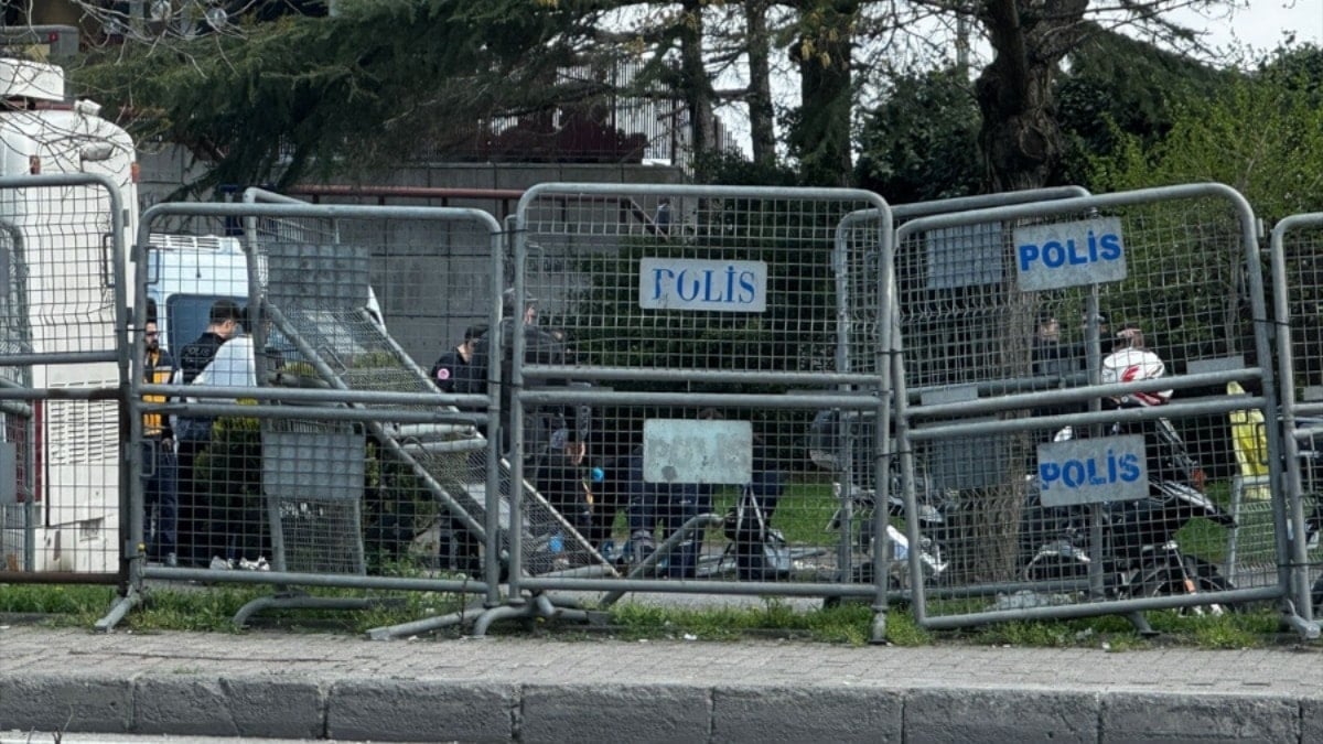 Saldırıda yaralı ele geçirilen diğer terörist için tutuklama talebi