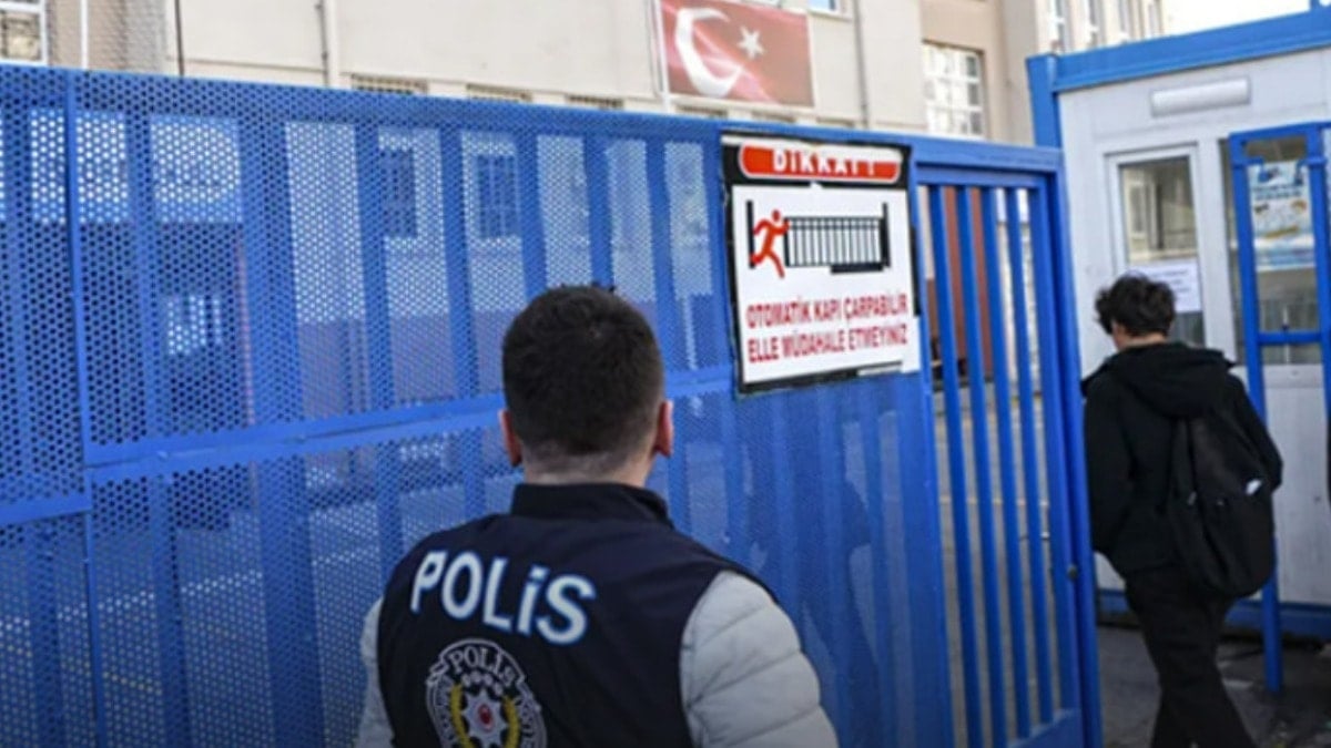 Okullarda 7 basamaklı güvenlik önlemi! Bakan Çiftçi açıkladı