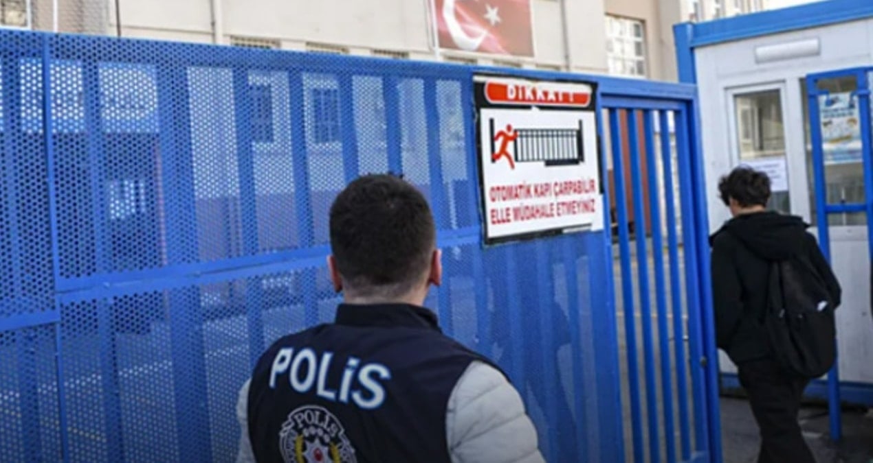 Okullarda 7 basamaklı güvenlik önlemi! Bakan Çiftçi açıkladı