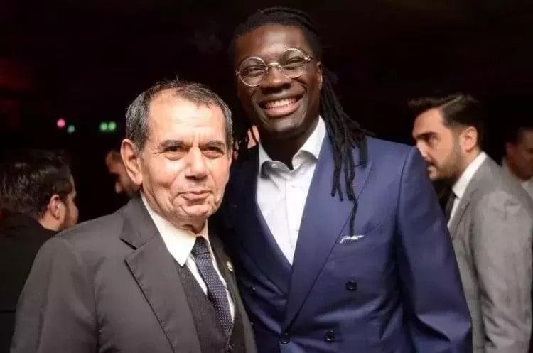 Galatasaray'da seçim öncesi flaş iddia! Gomis geri dönüyor