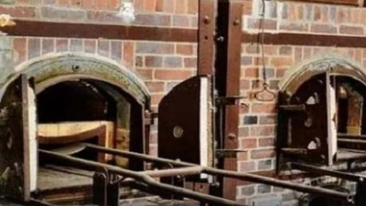 Eşinin cesedini hayvanat bahçesi fırınında yok etti!