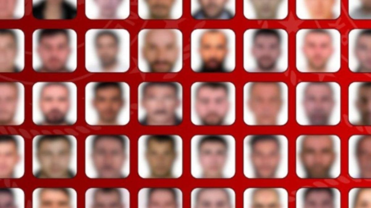 Kırmızı bültenle aranan 61 firari Türkiye'de!