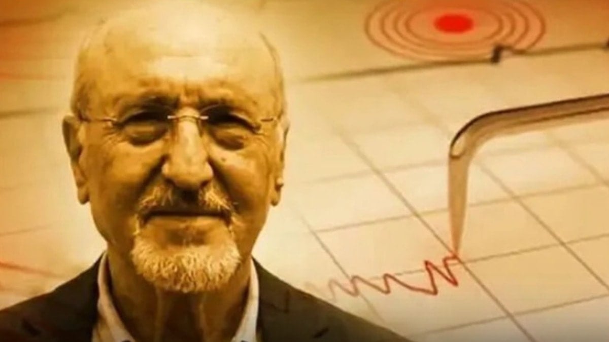 Akdeniz beşik gibi: Osman Bektaş'tan tedirgin eden uyarı geldi