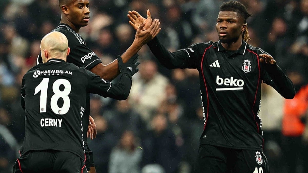 Derbiye saatler kala Sergen Yalçın'dan kritik karar